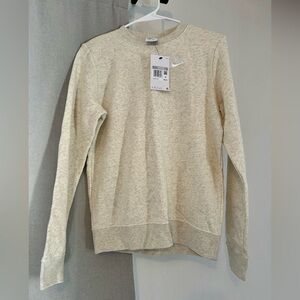Nike Women’s Crew Neck Pullover